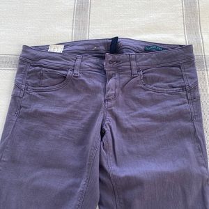 Benetton skinny stretch grape color jeans 29